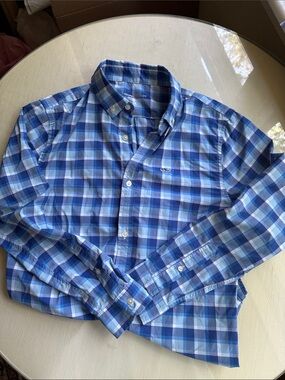 Vineyard Vines boys sz M Blue Plaid Button-Down Shirt